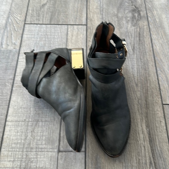 Jeffrey Campbell Everly black leather cut out buckle booties with back zipper - Picture 1 of 12